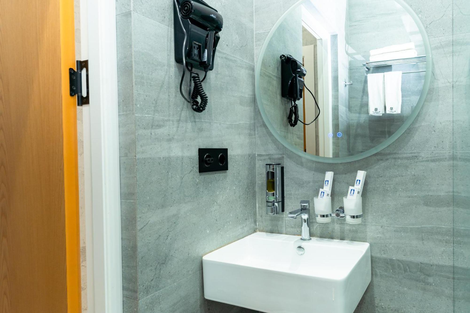 Harmony Hotel Tashkent Ngoại thất bức ảnh