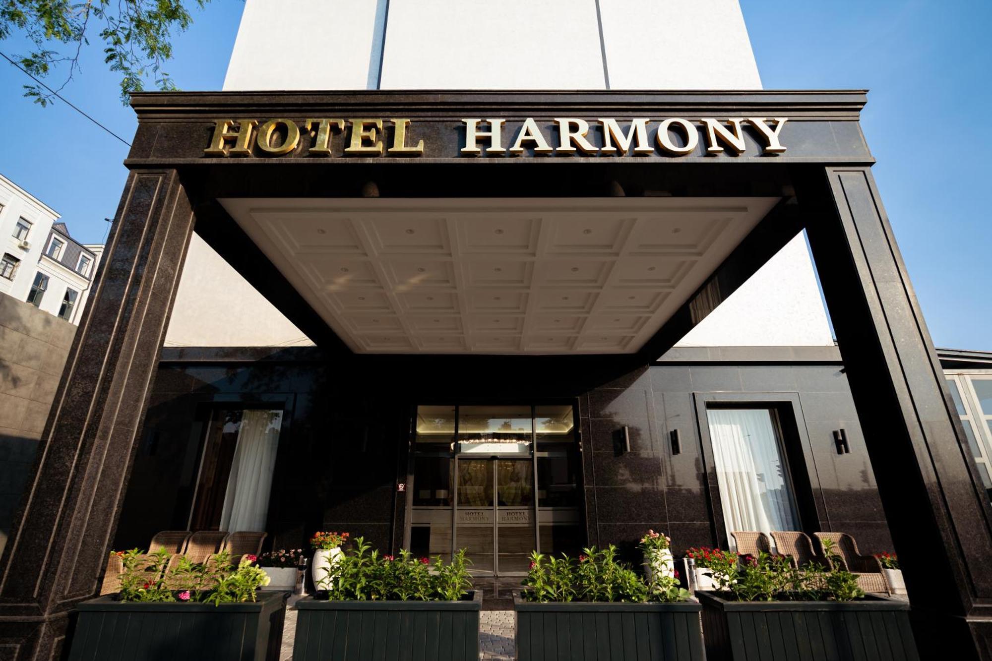 Harmony Hotel Tashkent Ngoại thất bức ảnh